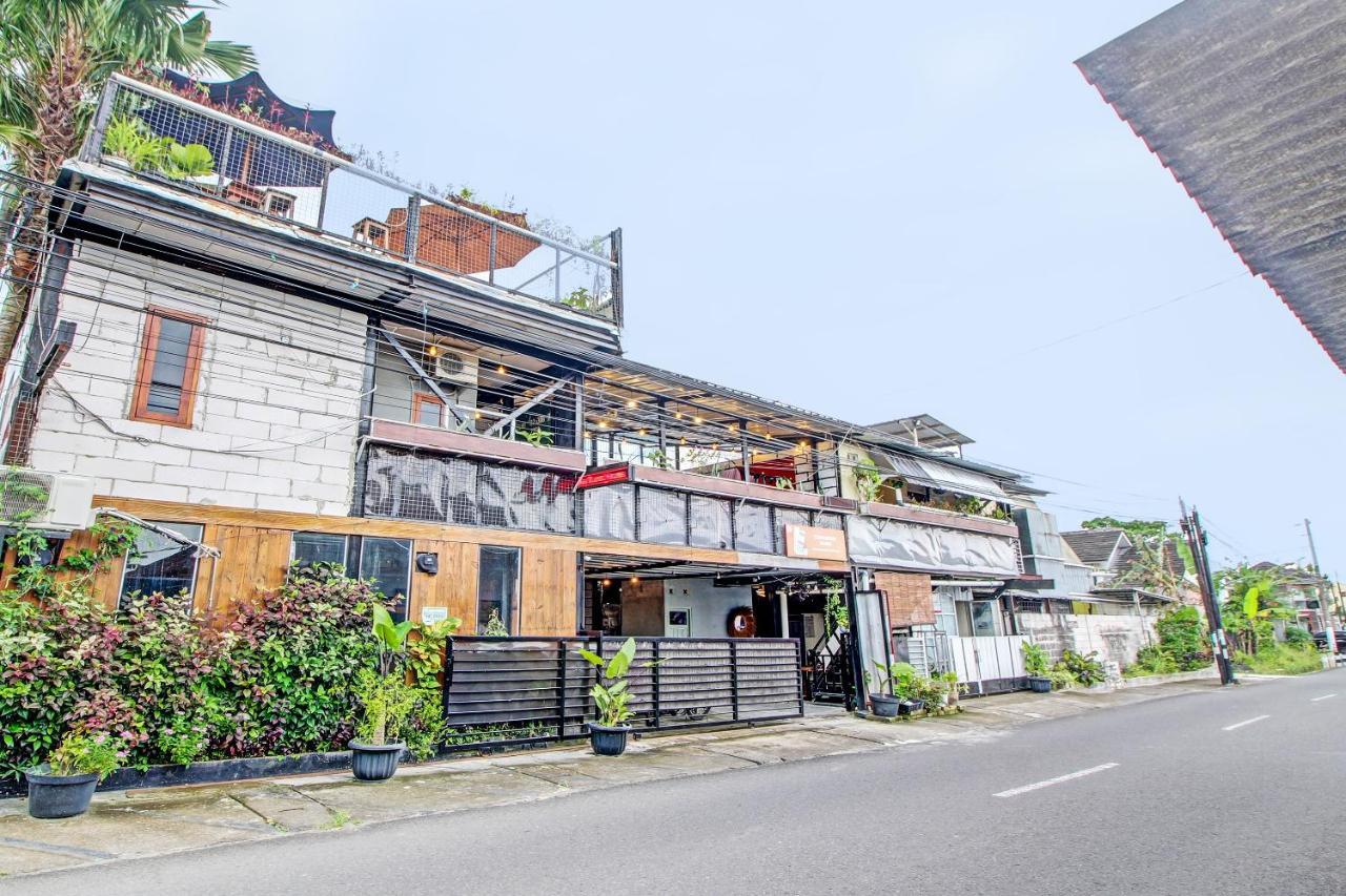 Oyo 92256 Sentosa Residence Yogyakarta Bagian luar foto