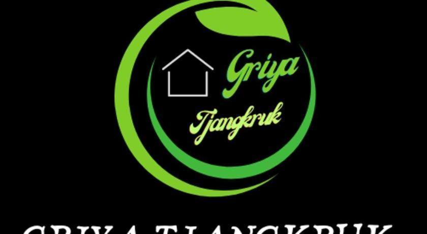 Oyo 92256 Sentosa Residence Yogyakarta Bagian luar foto