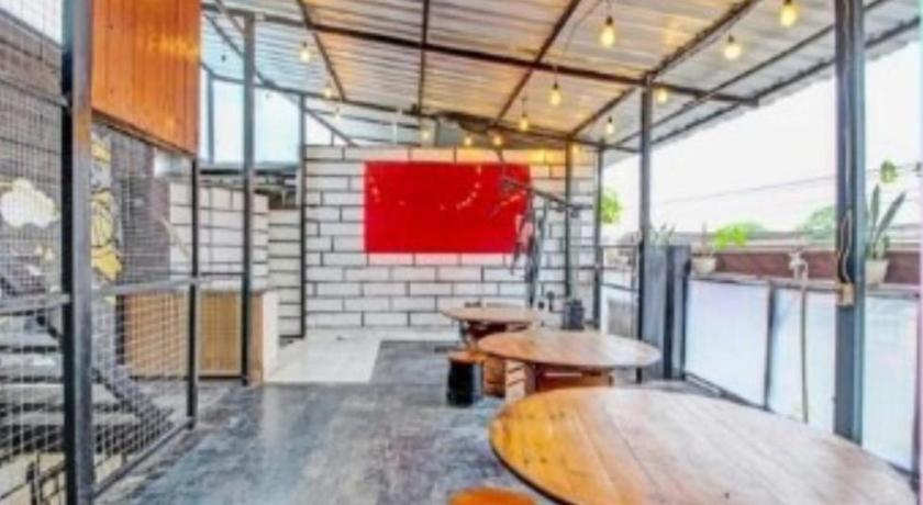 Oyo 92256 Sentosa Residence Yogyakarta Bagian luar foto
