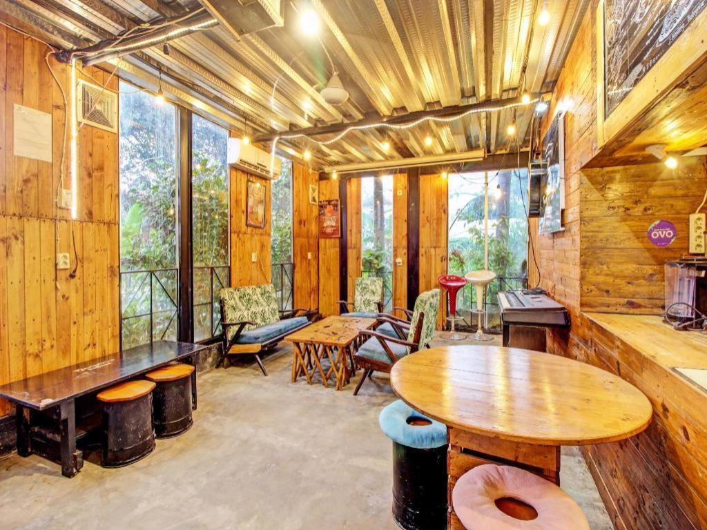 Oyo 92256 Sentosa Residence Yogyakarta Bagian luar foto
